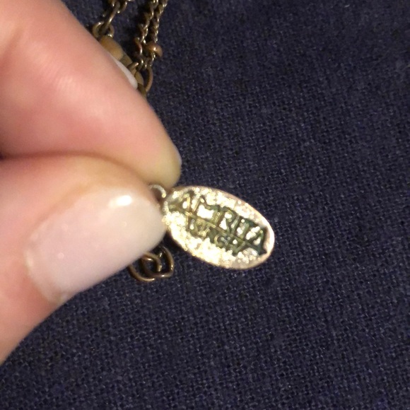 Amrita Singh Gold Metal Medallion Necklace - Picture 5 of 7